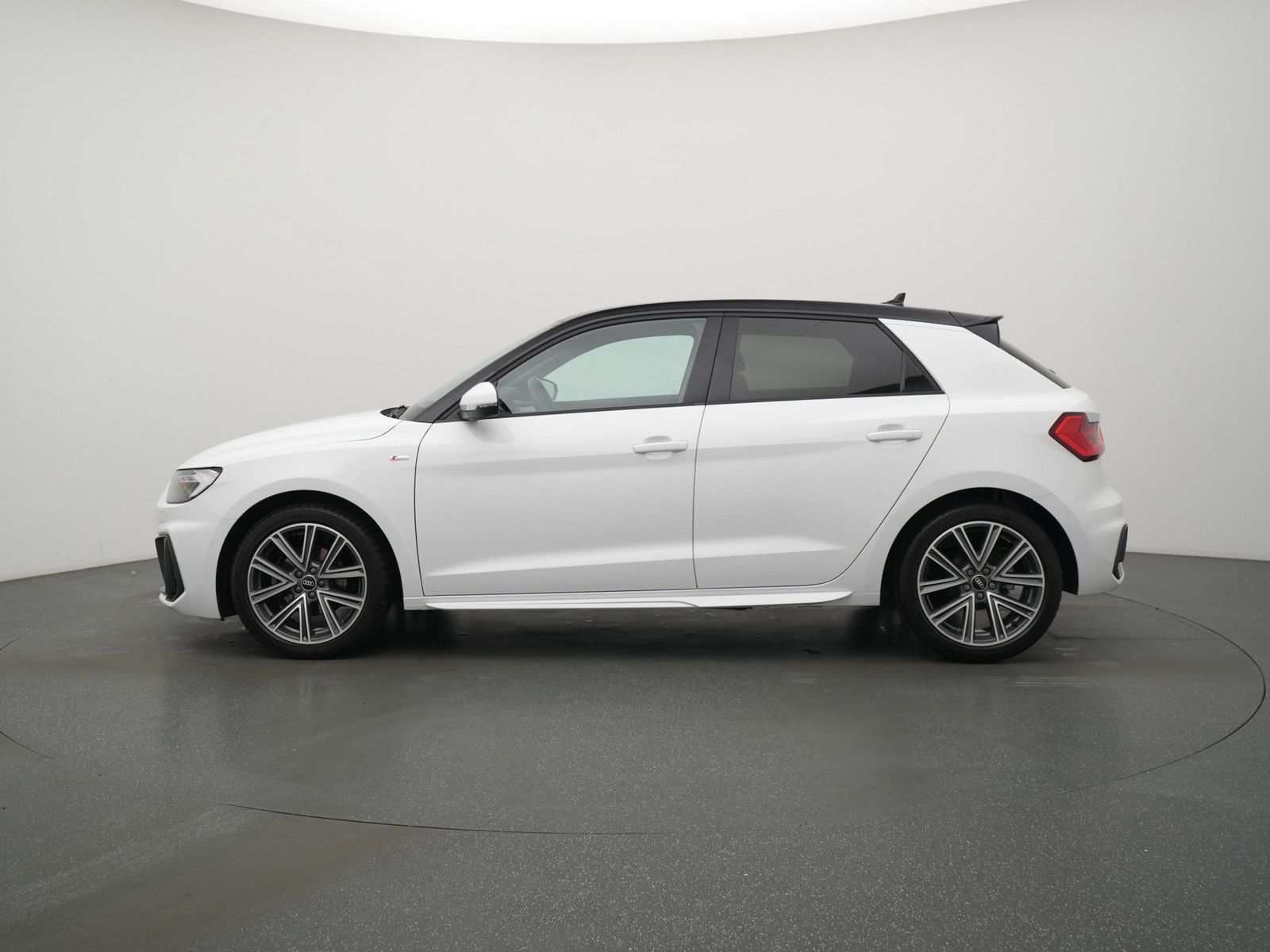 Audi A1 Sportback S line S-TRON NAVI VIRT SONOS ACC