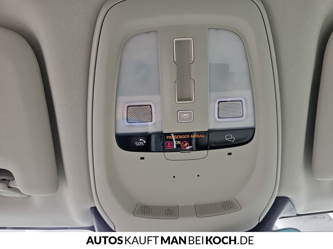 Volvo XC60 T6 AWD Plug-in Hybrid Ultra - Samsaru's Car Outlet