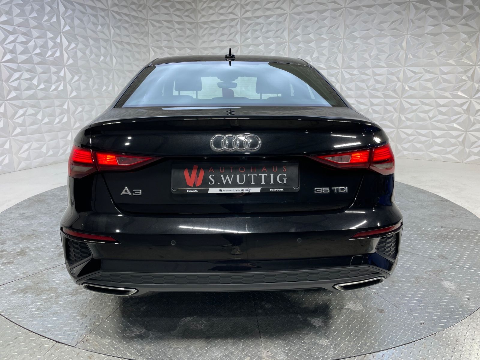 Audi A3 Limousine 35 TDI S line+LED+NAVI+ACC+DAB+SOUN