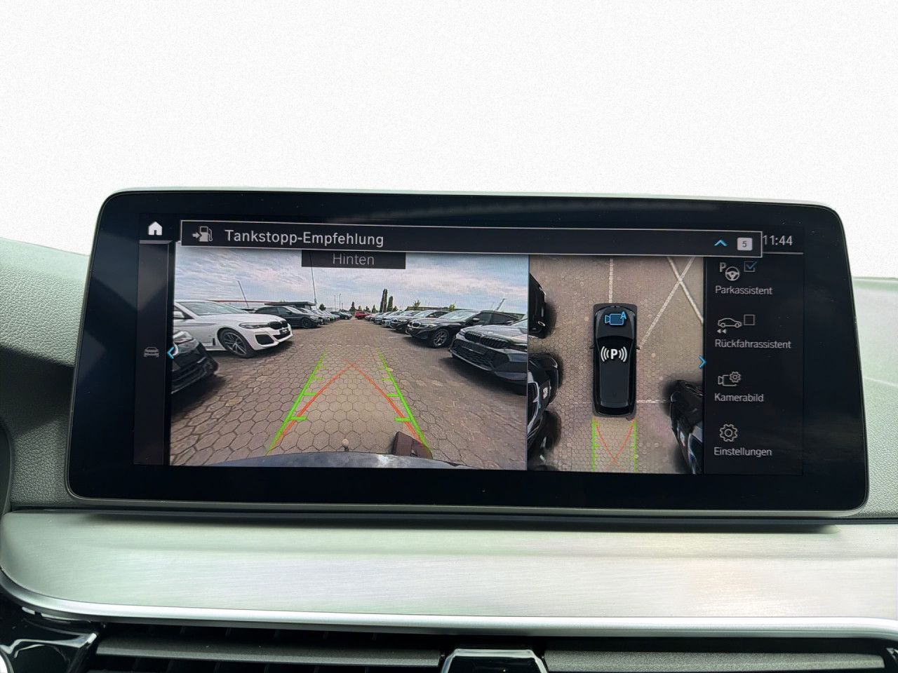BMW 530e xDrive Tour Pano AHK AdLED St&Go 360° HiFi