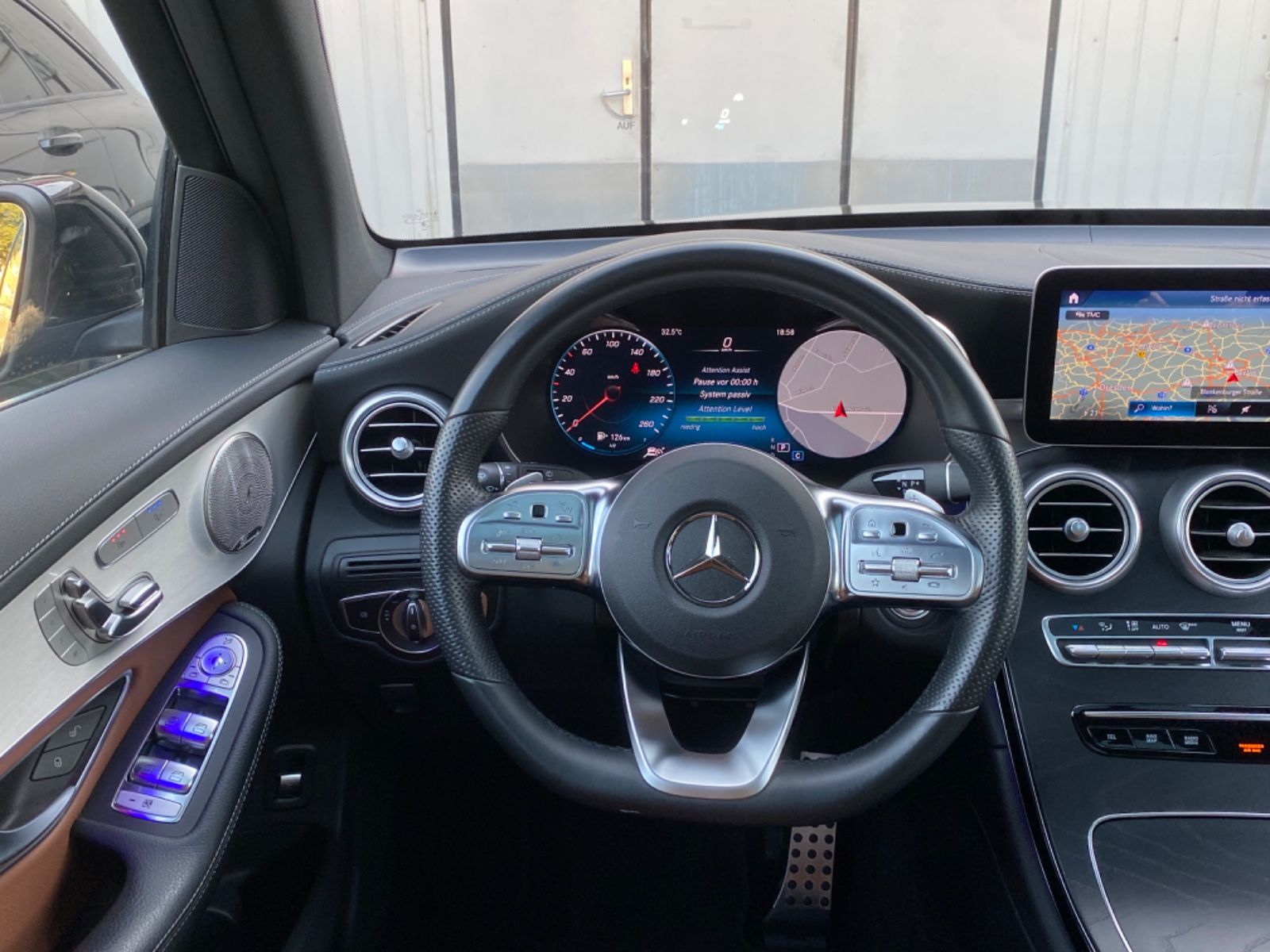 Mercedes-Benz GLC400d AMG 4M Airmatic_Panora_KeylessEntry_360°