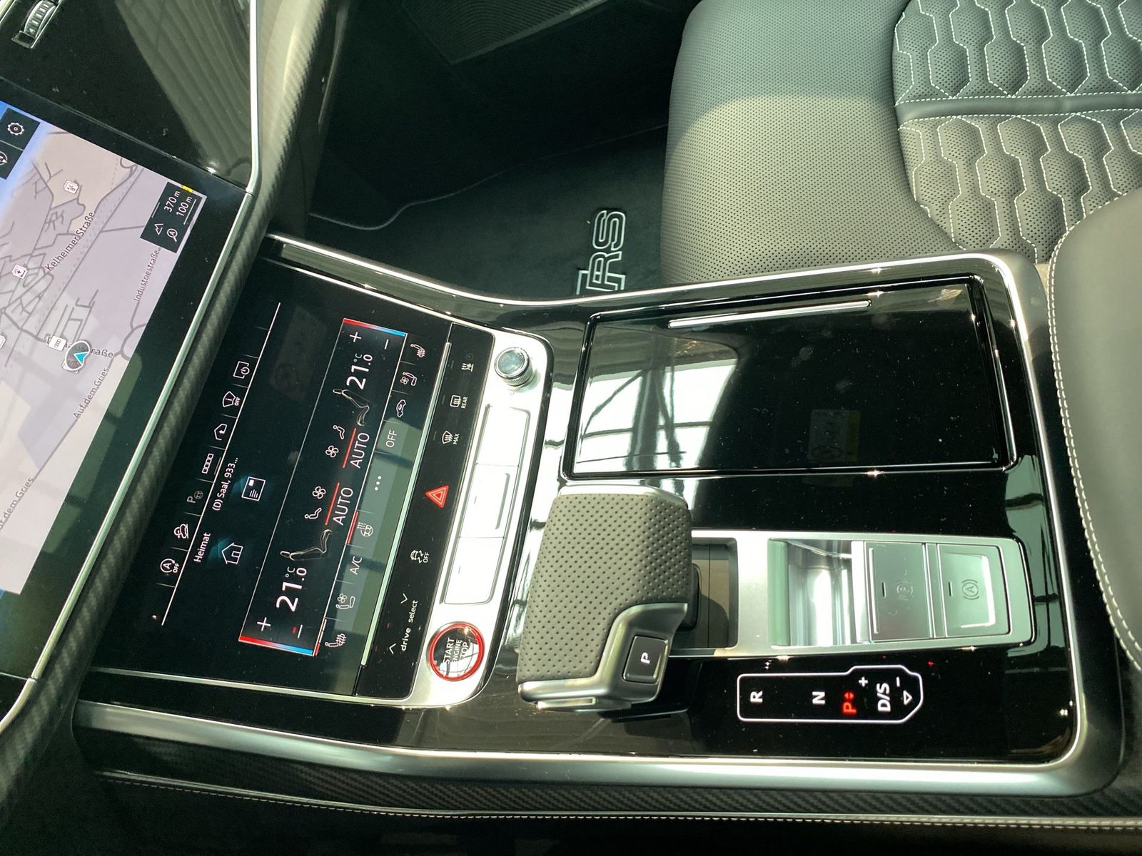 Audi RS Q8 Fahrw.p. adv StHz HUD PANO Laser 360 23