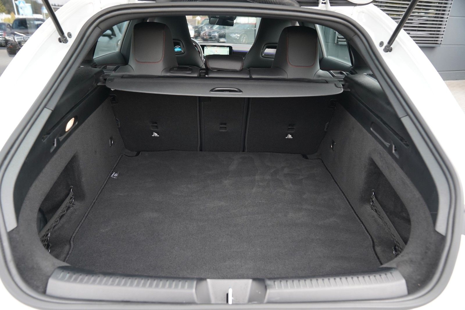 Mercedes-Benz CLA 200d 4Matic SB AMG - Samsaru's Car Outlet