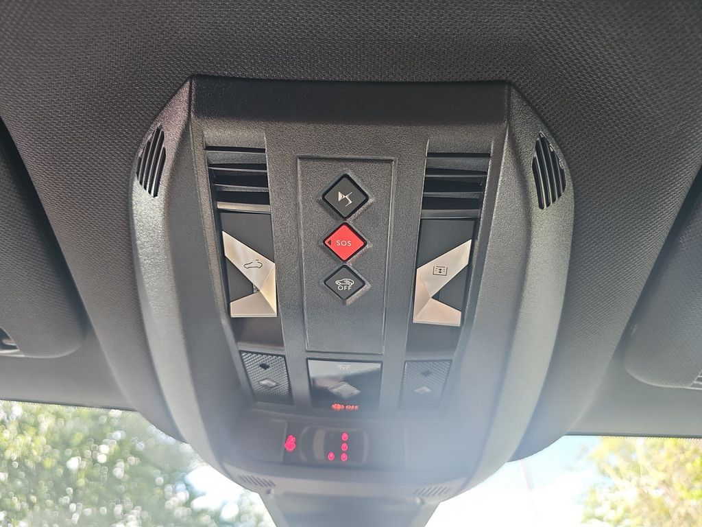 DS Automobiles DS 7 BlueHDI 130 Aut. OPERA LEDER Panoramadach