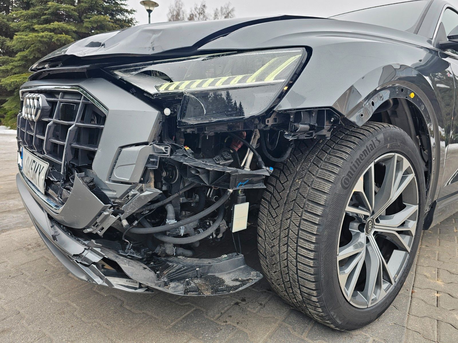Audi Q8 45TDI quattro S-LINE Mild Hybr LEICHER UNFALL