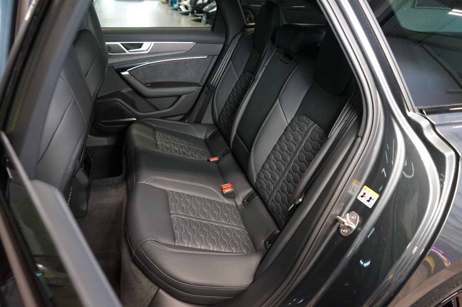 Audi RS6*PERFO*QUATTRO*MATRIX*B&O*TOW*360*106.694€NET