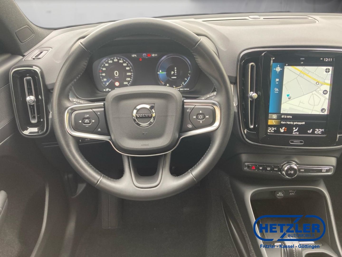 Volvo XC40 R Design Expression Recharge Plug-In Hybrid