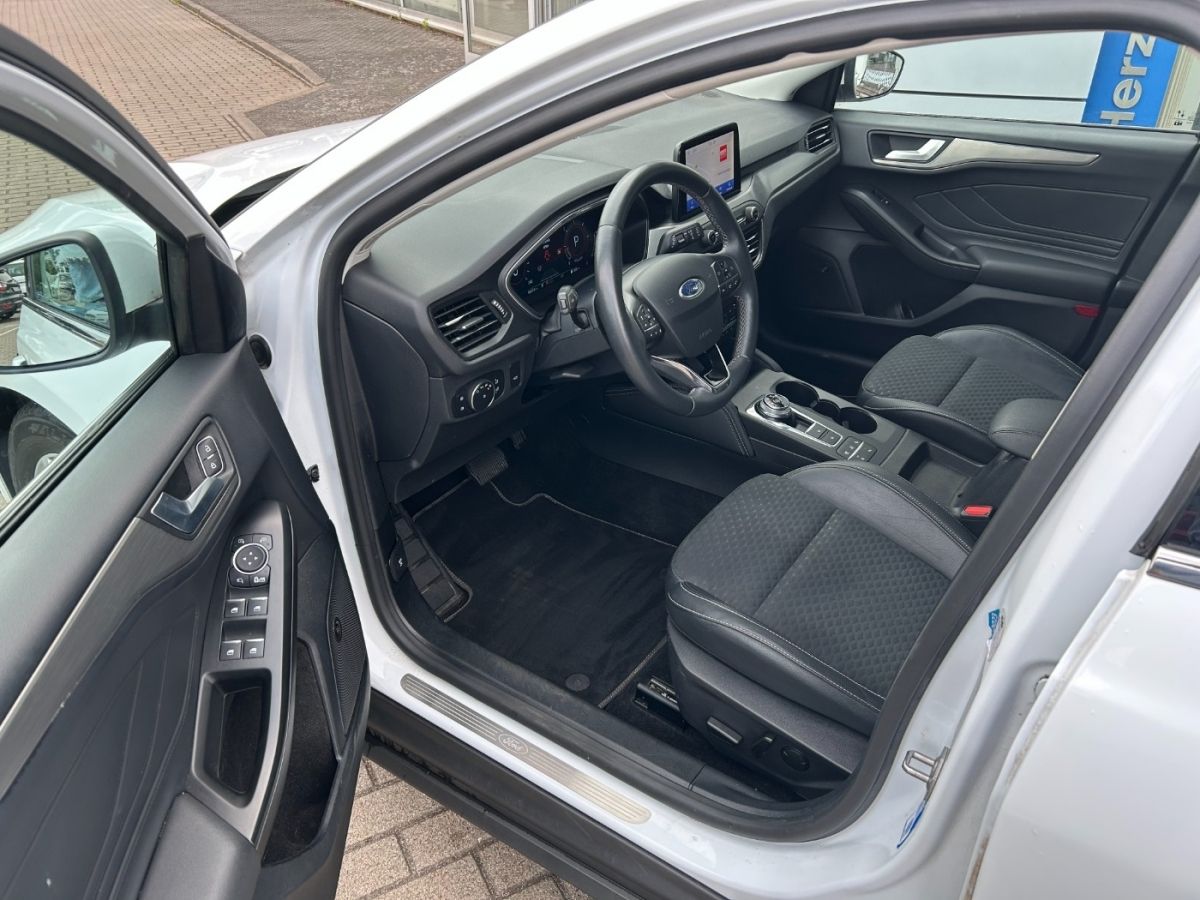 Ford Focus Turnier 1.5 EcoBlue Titanium X - Samsaru's Car Outlet