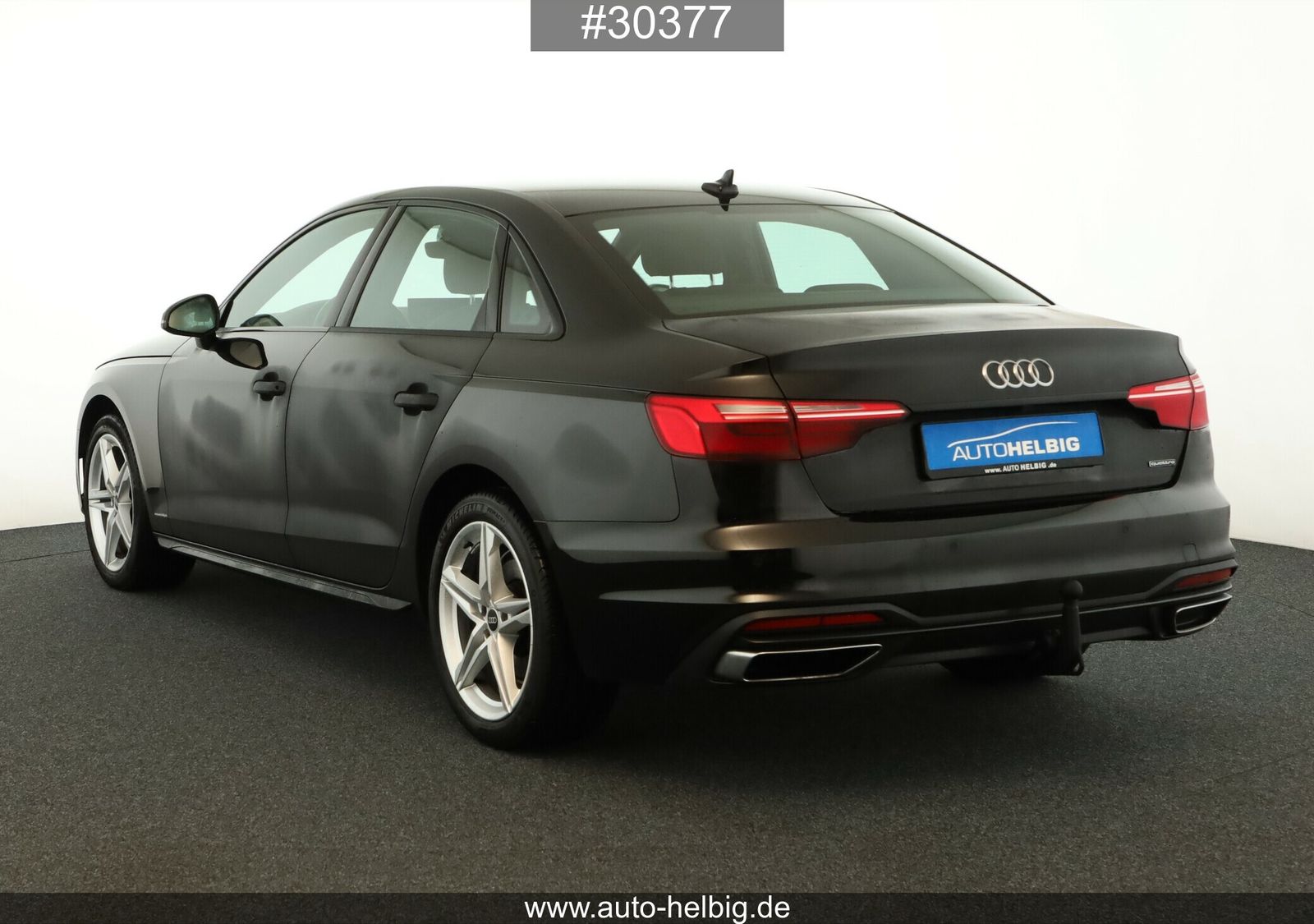 Audi A4 Lim. 40 TDI quattro advanced #Black#AHK#18Z#