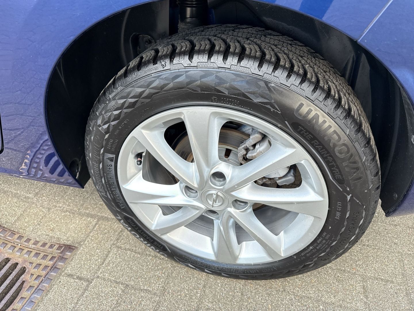 Opel Corsa Elegance - Samsaru's Car Outlet