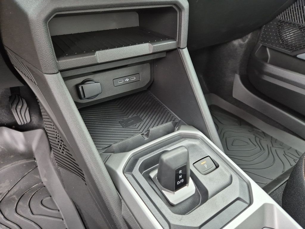 Dacia Duster Extreme HYBRID 140 - Samsaru's Car Outlet