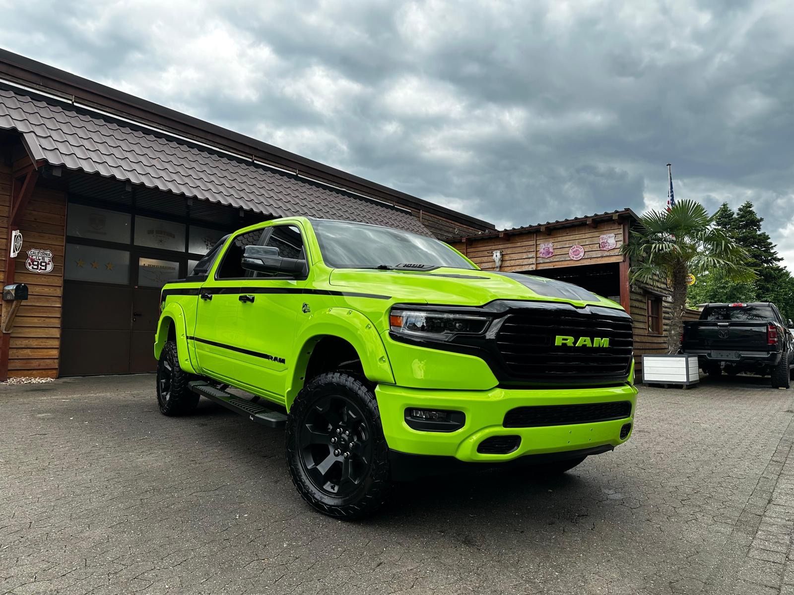 Dodge LIMITED*V8*4X4*LPG*LED*BÜGEL*OFFROAD*GARANTIE*