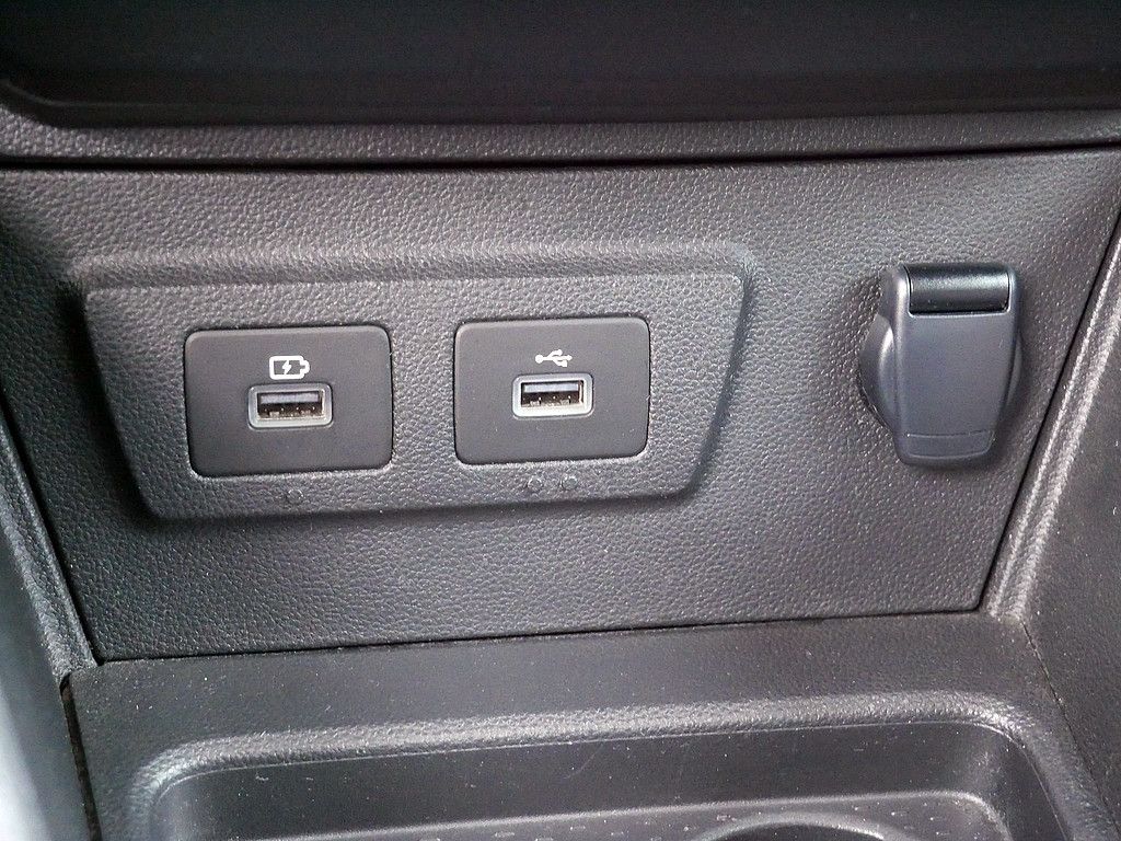 Dacia Duster Journey TCe 150 EDC - Samsaru's Car Outlet