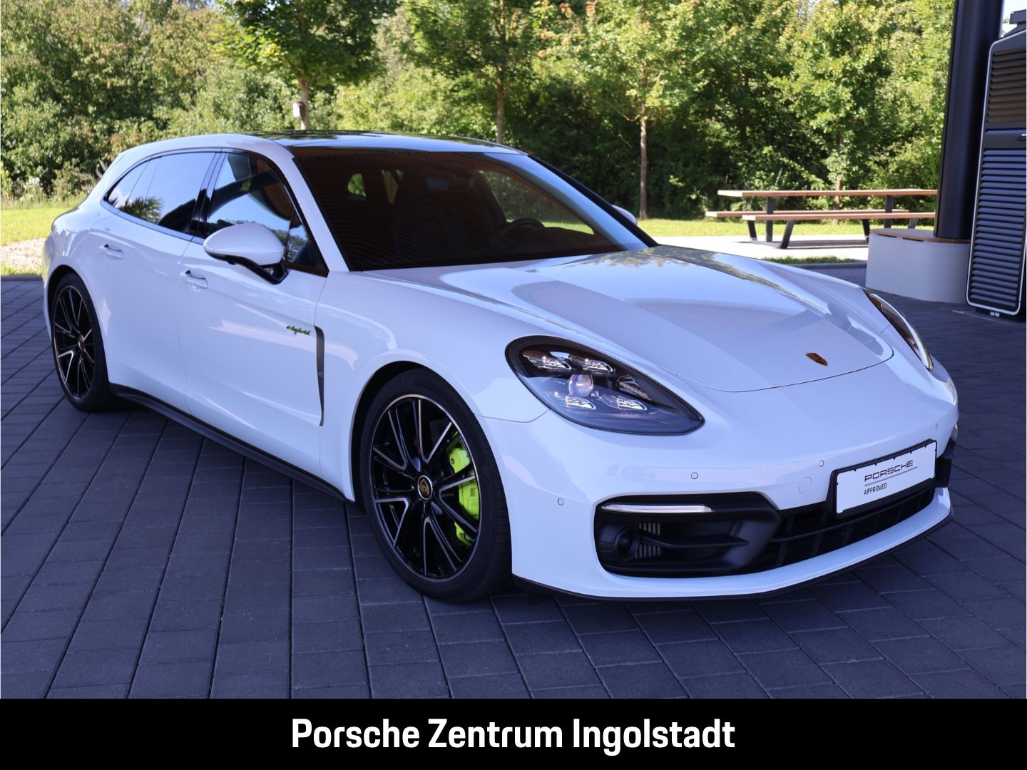 Porsche Panamera 4 E-Hybrid Sport Turismo Platinum Editi