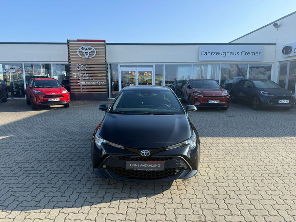 Toyota Corolla 1.8 Hybrid Business Edition