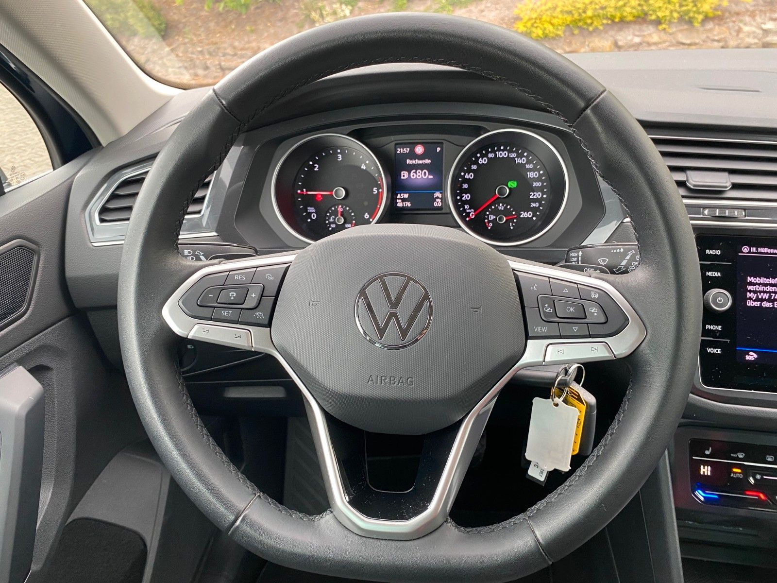 Volkswagen Tiguan 2.0TDI DSG - Samsaru's Car Outlet