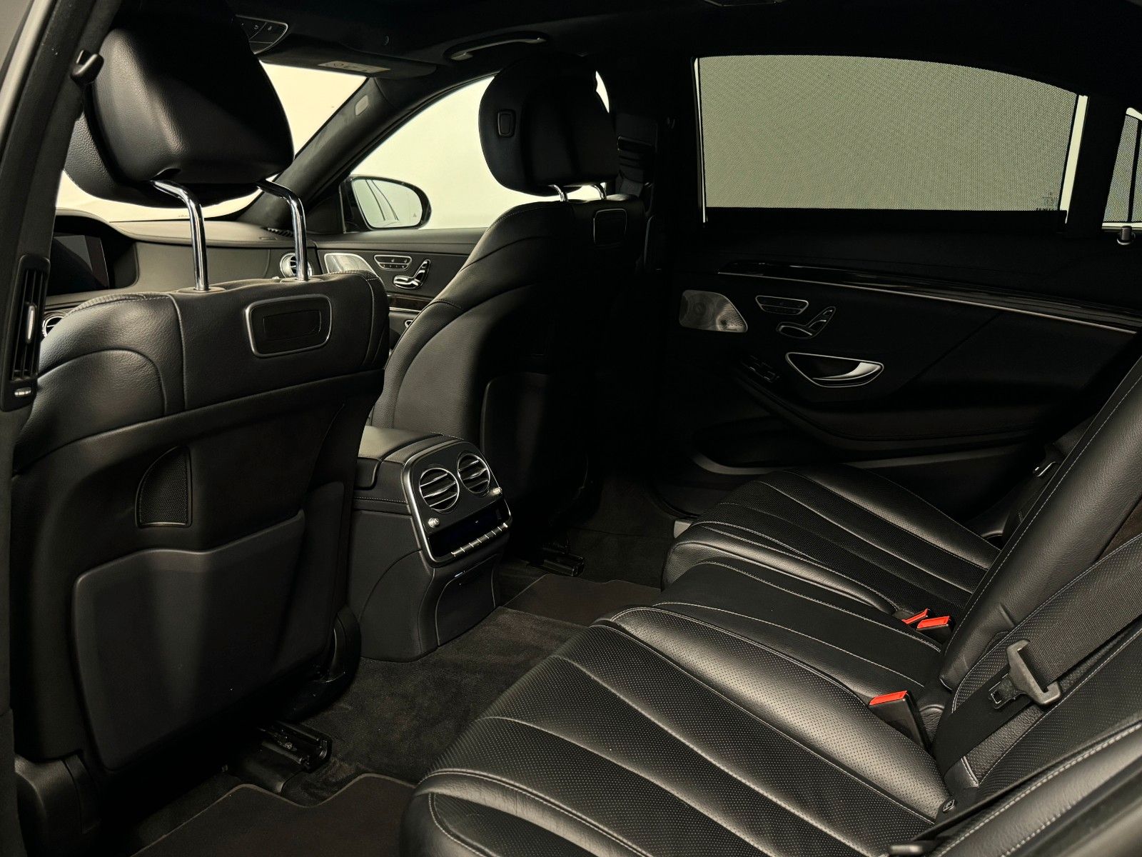 Mercedes-Benz S 350 d 4Matic - Samsaru's Car Outlet