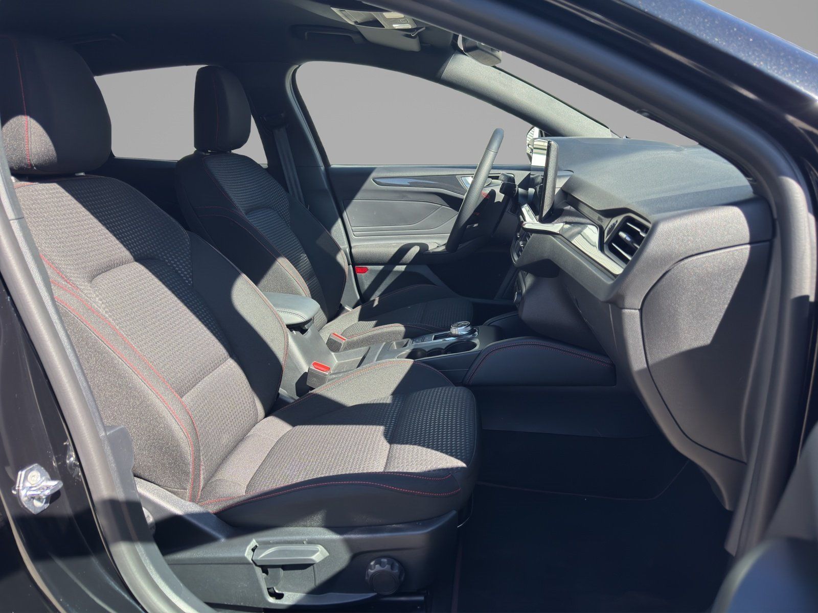 Ford Focus 1.5 ST-Line X Aut./Matrix-LED/ACC/CAM/NAVI