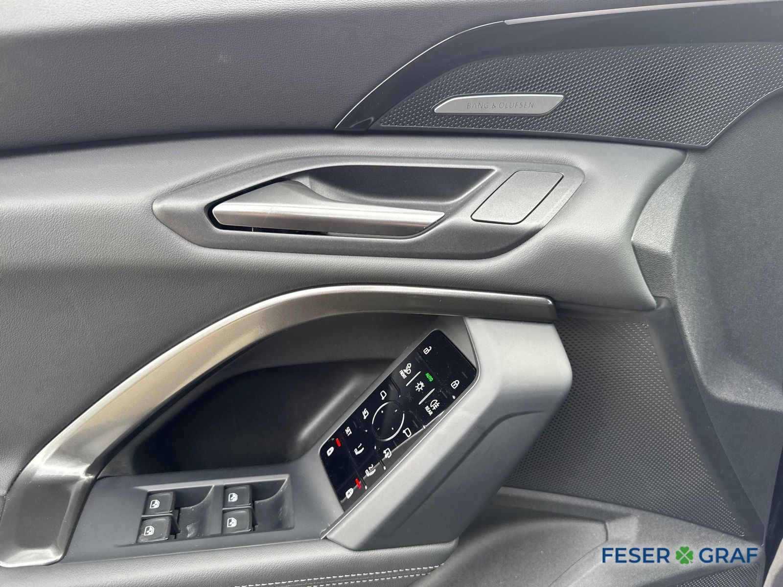 Audi Q5 Spb. 40 TDI qu. - 2 x S line - KAMERA - ACC