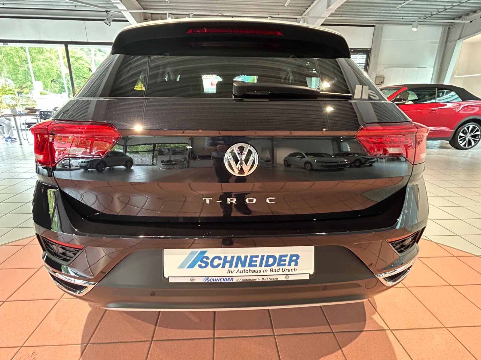 Volkswagen T-ROC 1.5 TSI United - Samsaru's Car Outlet