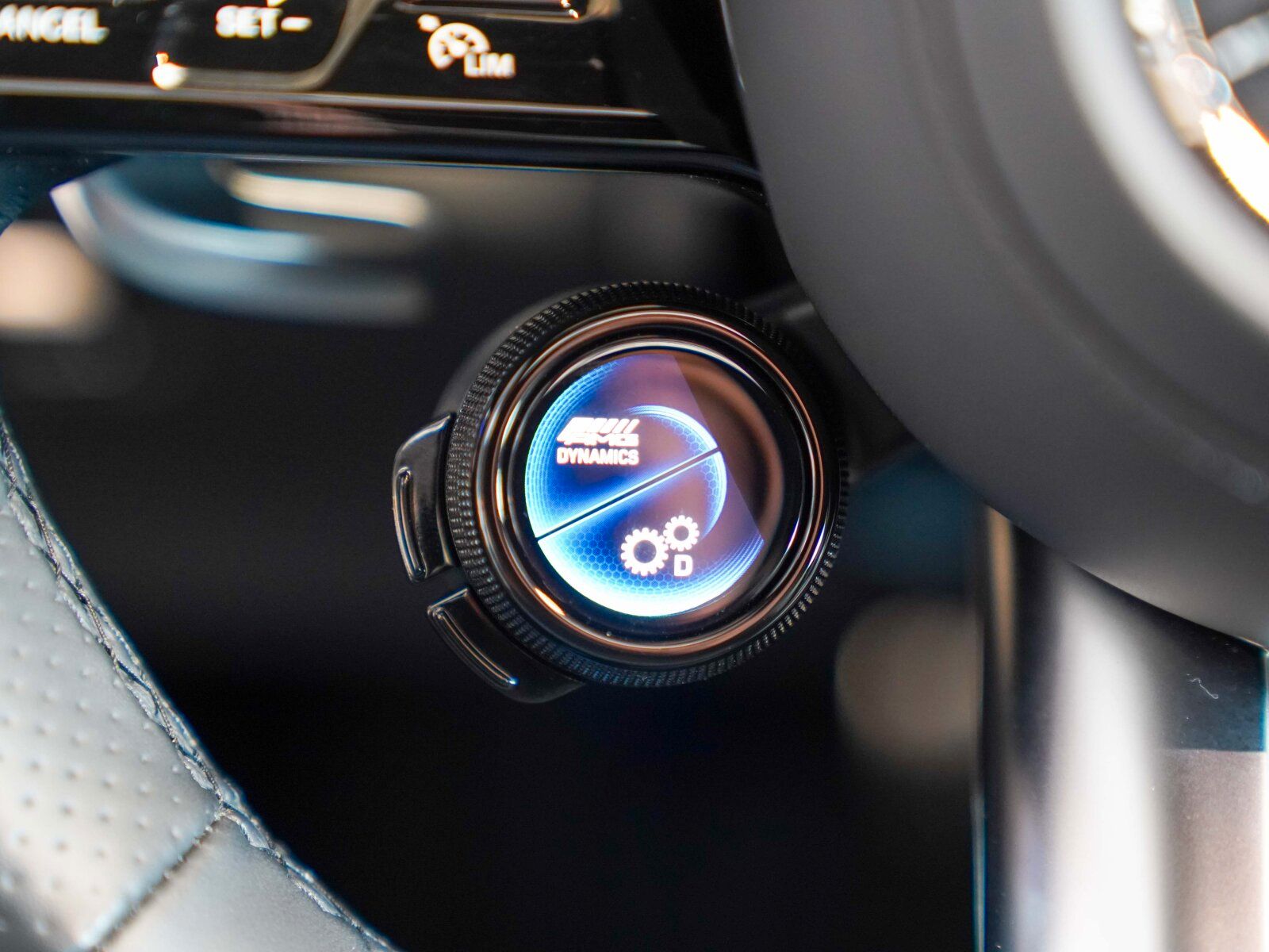 Mercedes-Benz S 63 AMG E Performance MATT Exklusiv AR-Head-up