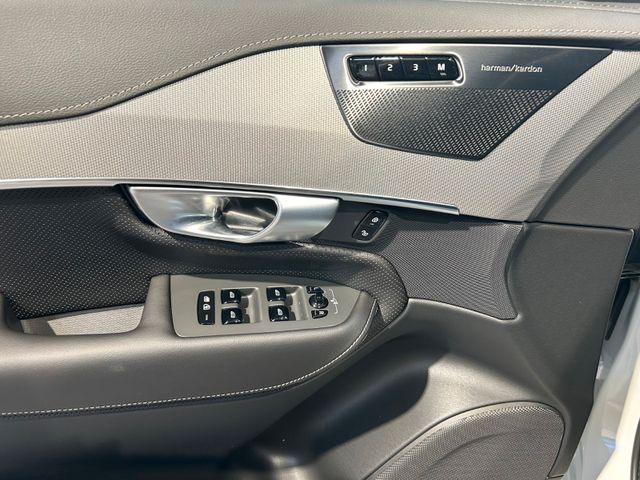 Volvo XC90 Plus Dark T8 PHEV AWD 7-Sitzer Luft-FW 360°