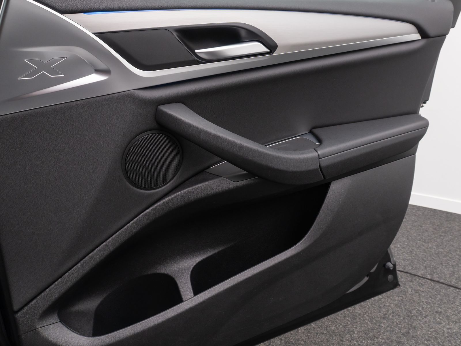 BMW X3 xD30e M Sport - Samsaru's Car Outlet