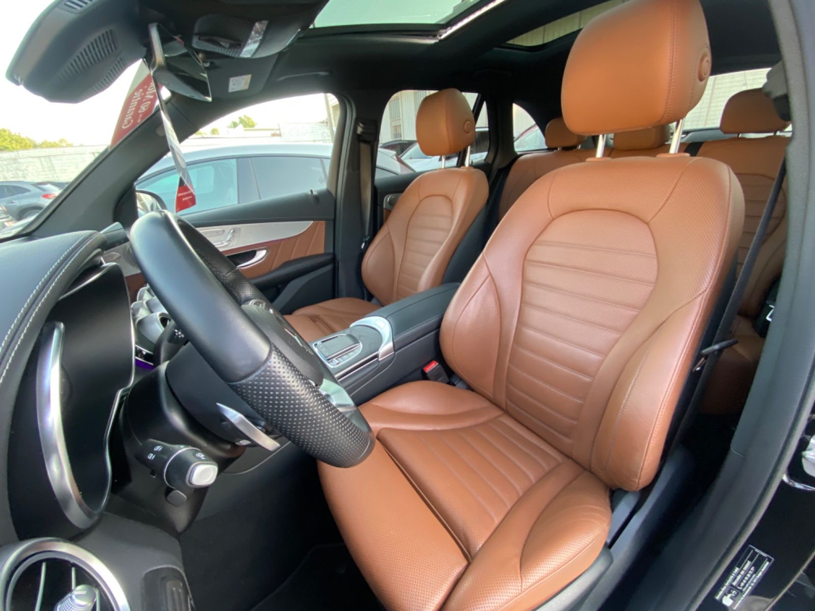 Mercedes-Benz GLC400d AMG 4M Airmatic_Panora_KeylessEntry_360°