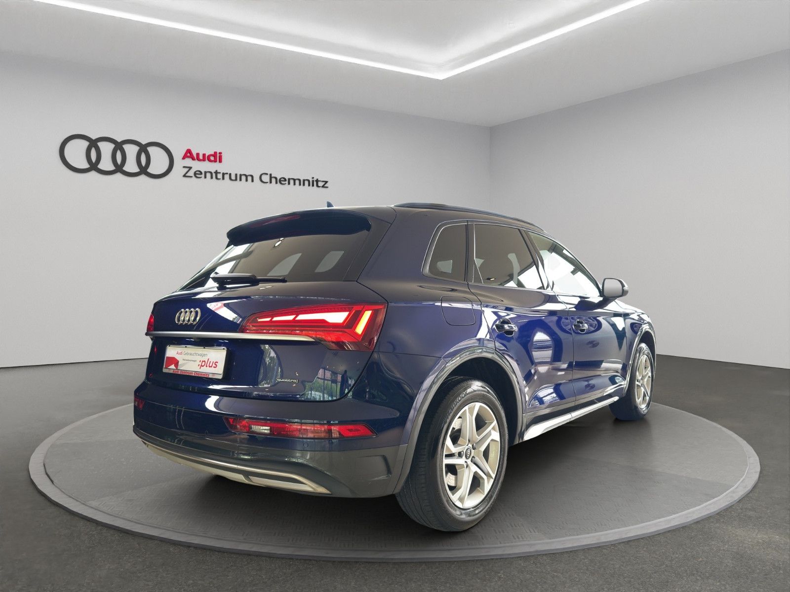 Audi Q5 50 TDI quattro S line - Samsaru's Car Outlet