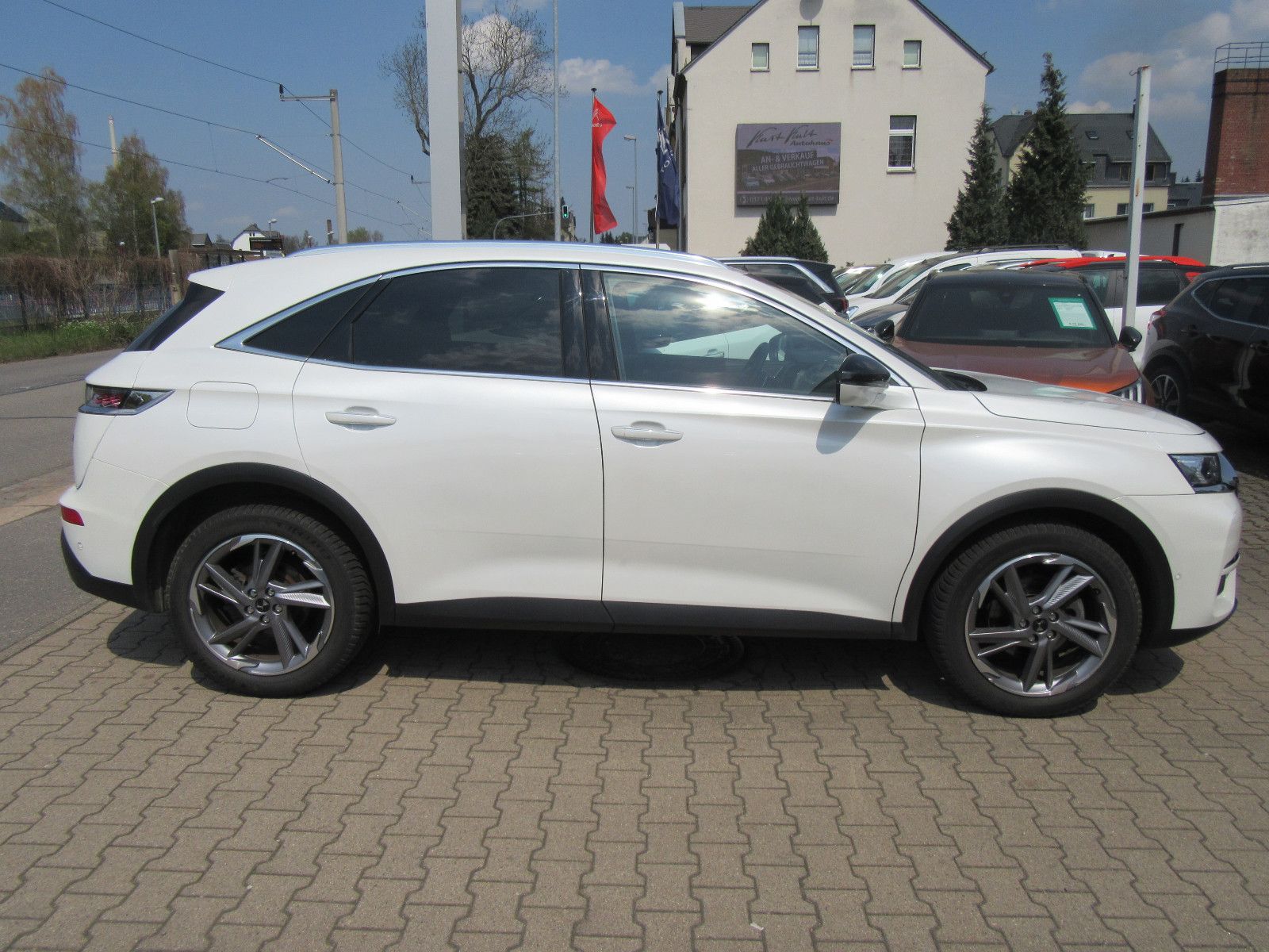 DS Automobiles DS7 Crossback SoChic PT 225 EAT8*Pano-Dach*Sitzh