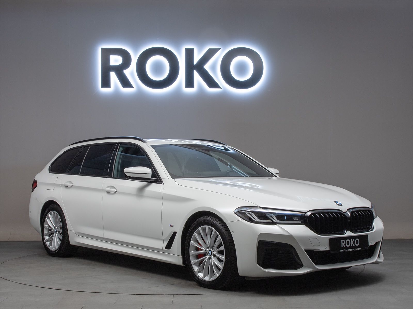 BMW 530d M-Sport H&K Laser HuD SoftCl.360°StandH.AHK