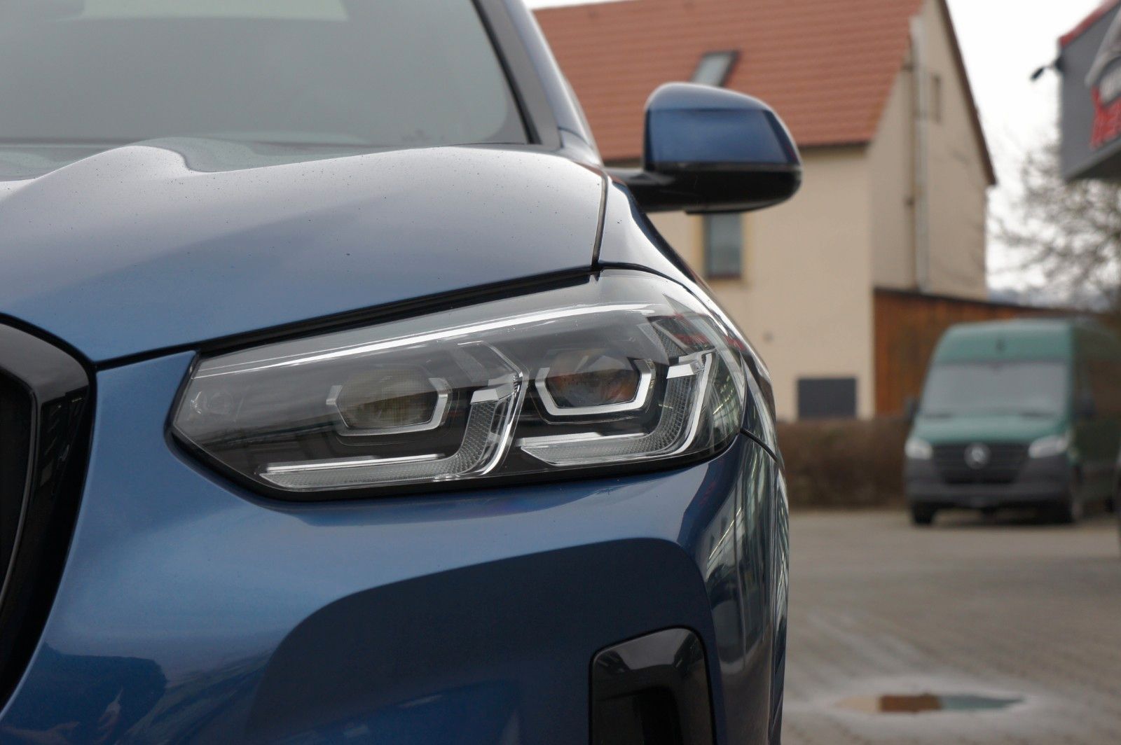 BMW X3 30d xDrive *M-SPORT*STANDHZG*360°*AHK*