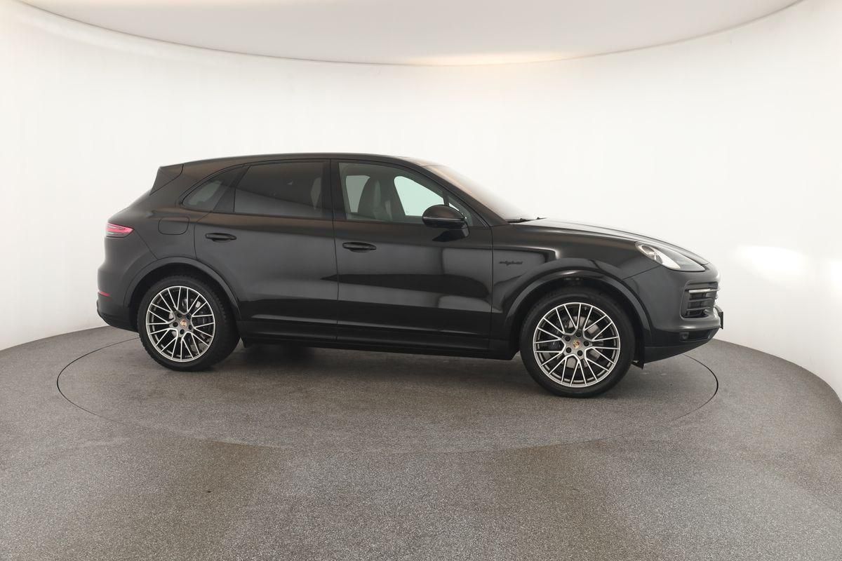 Porsche Cayenne E-Hybrid Platinum Edition ACC 360 21 AHK