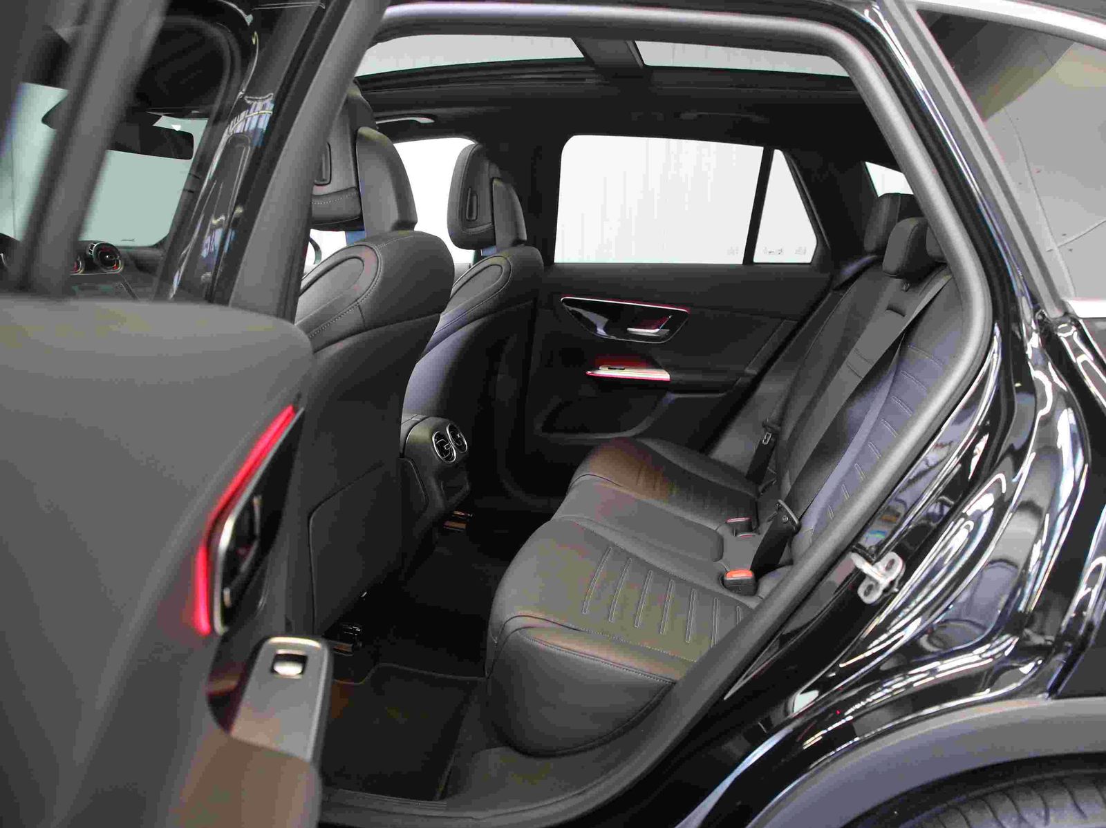 Mercedes-Benz GLC 200 4M AMG - Samsaru's Car Outlet