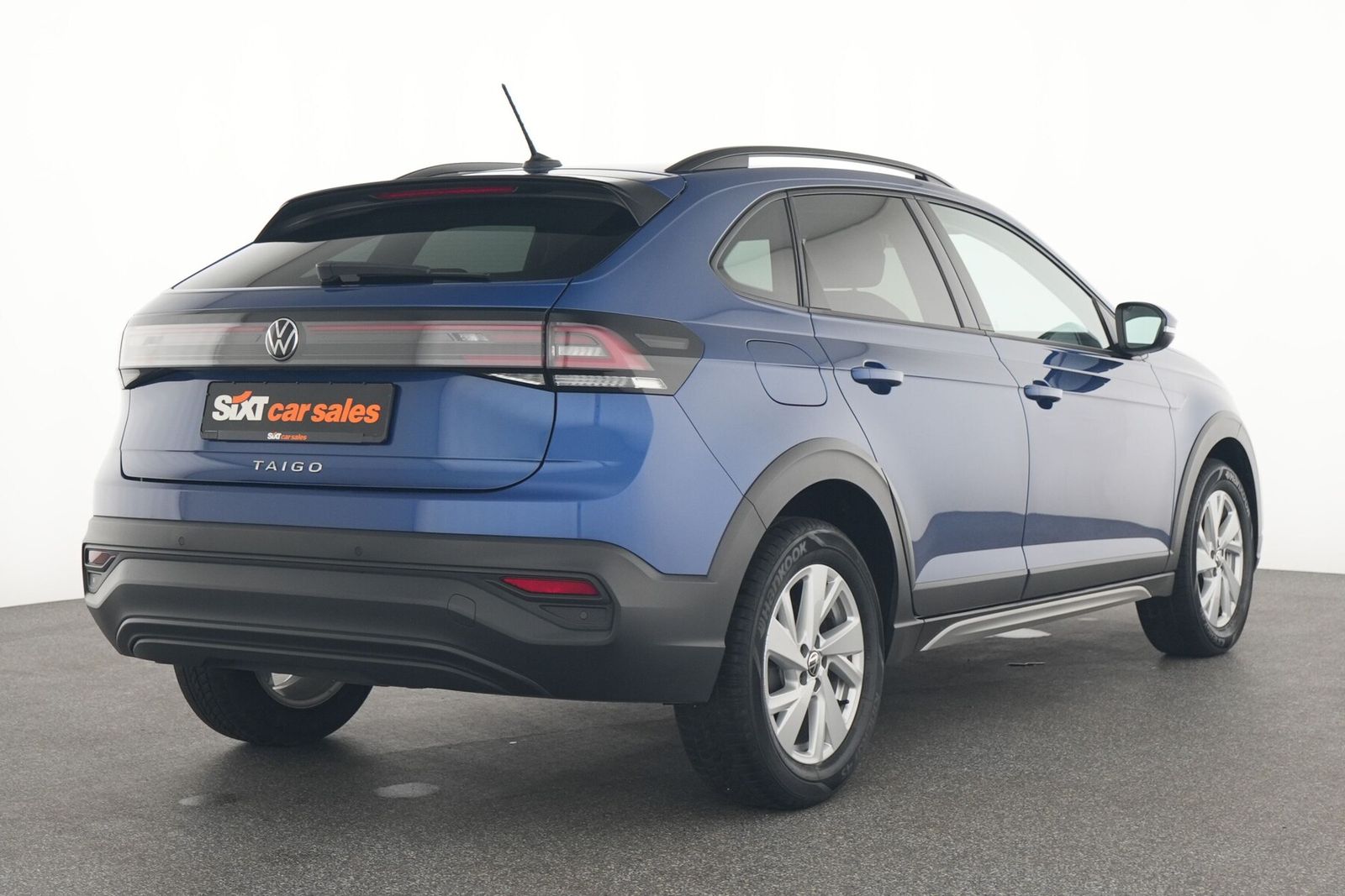 Volkswagen Taigo 1.0 TSI Life - Samsaru's Car Outlet