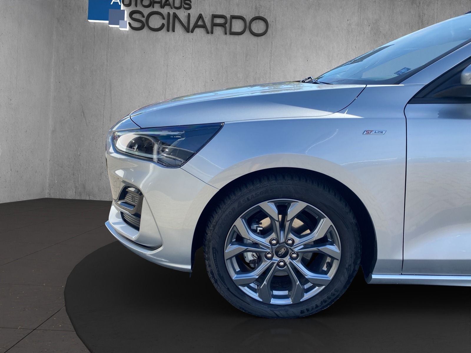 Ford Focus 1.0 EB ST-Line X *MATRIX LED*iACC*NAVI*RFK