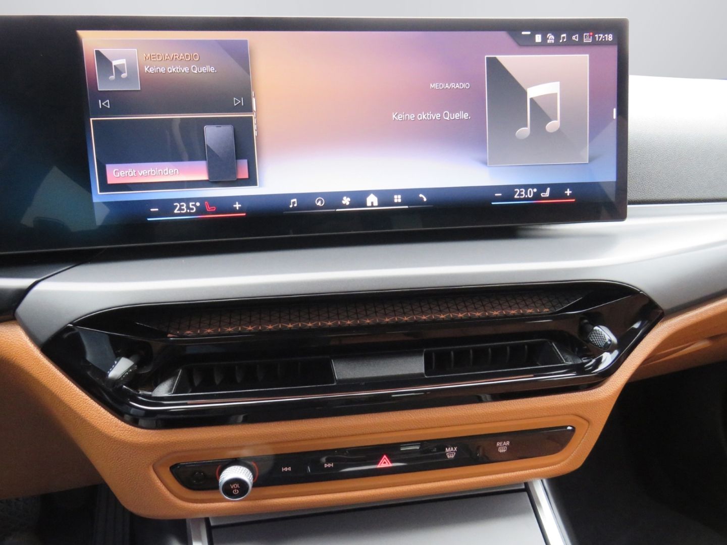 BMW 320 d Touring Park-Assistent Navi Digitales Cock