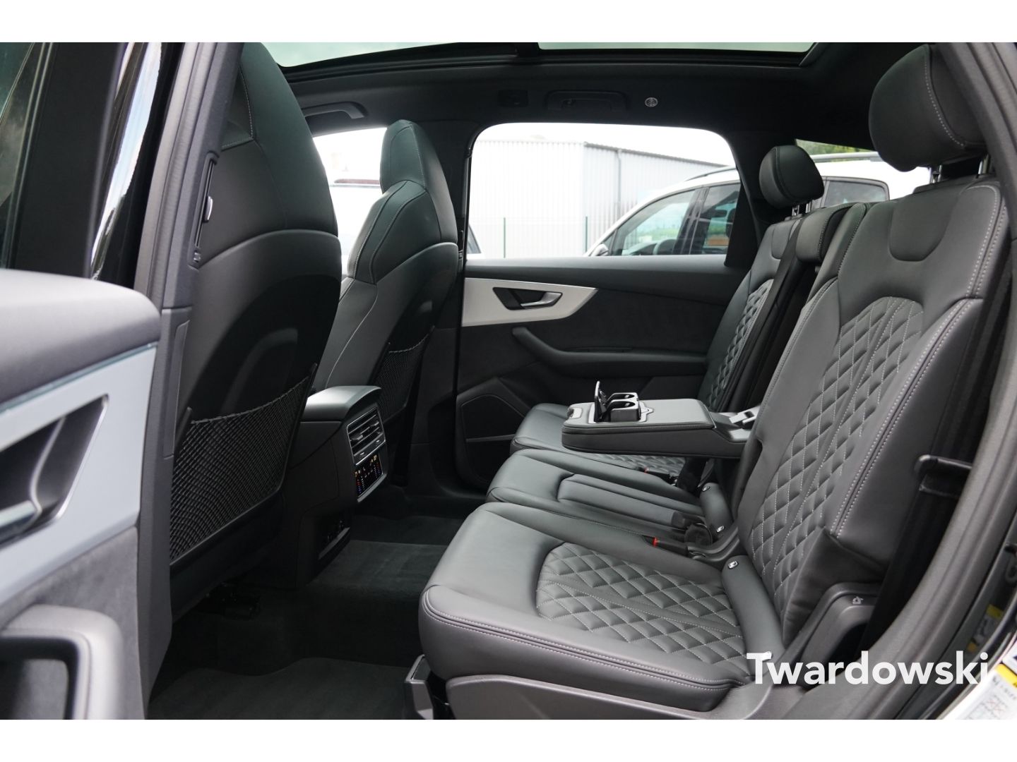 Audi Q7 S line 7-Sitzer Pano AHK Raute B&O 360° STHZ