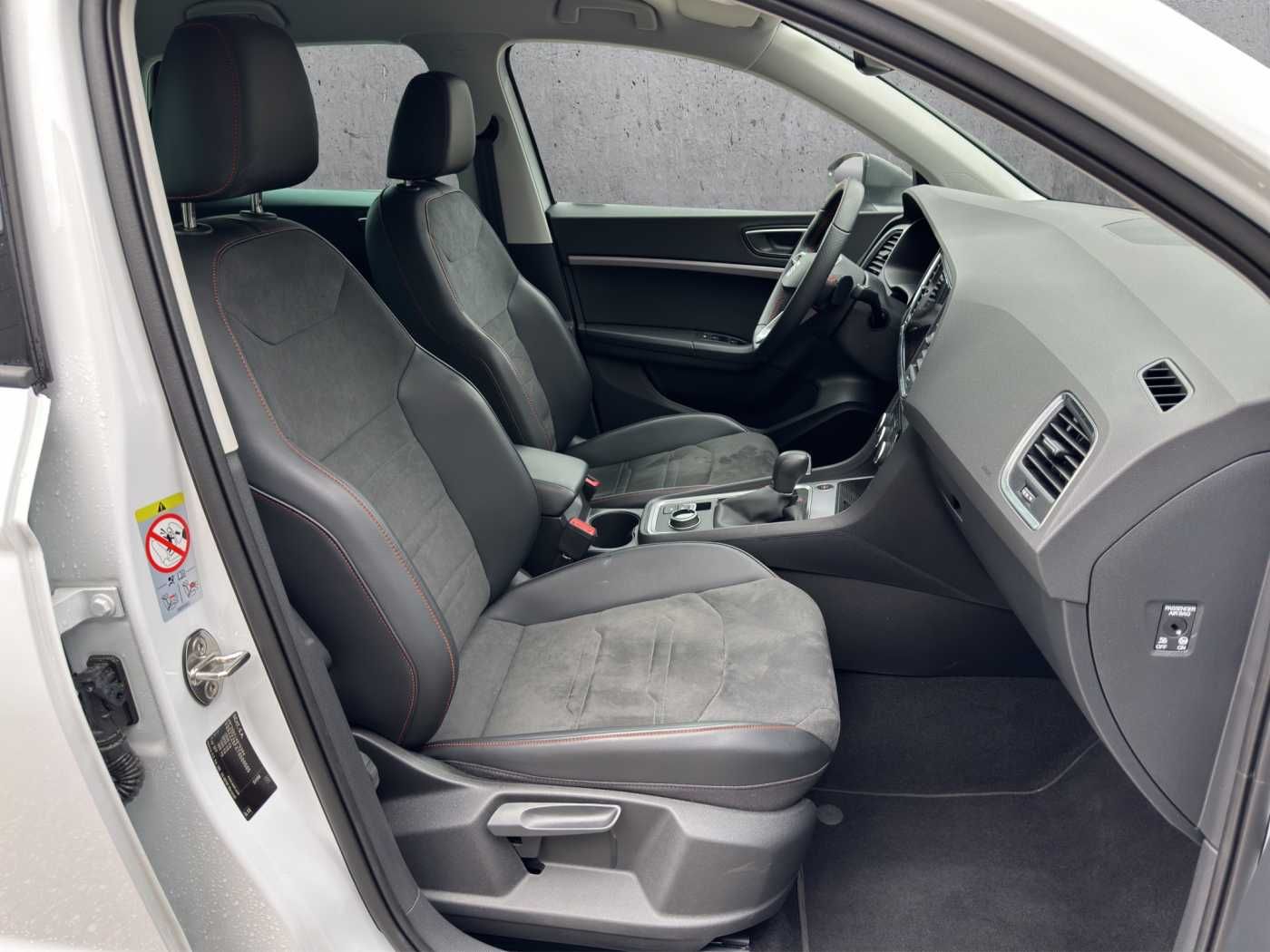 Seat Ateca 2.0 TDI FR //5 J. Garantie /Navi/Sitzheizu