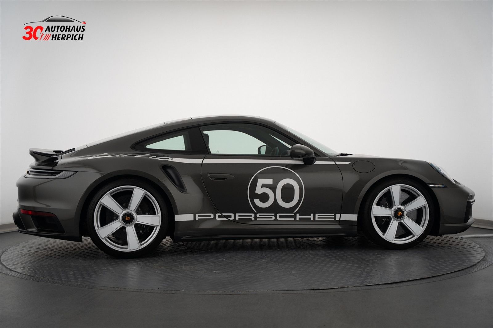 Porsche 992 Turbo 50 Jahre Heritage 360° Panorama Lift