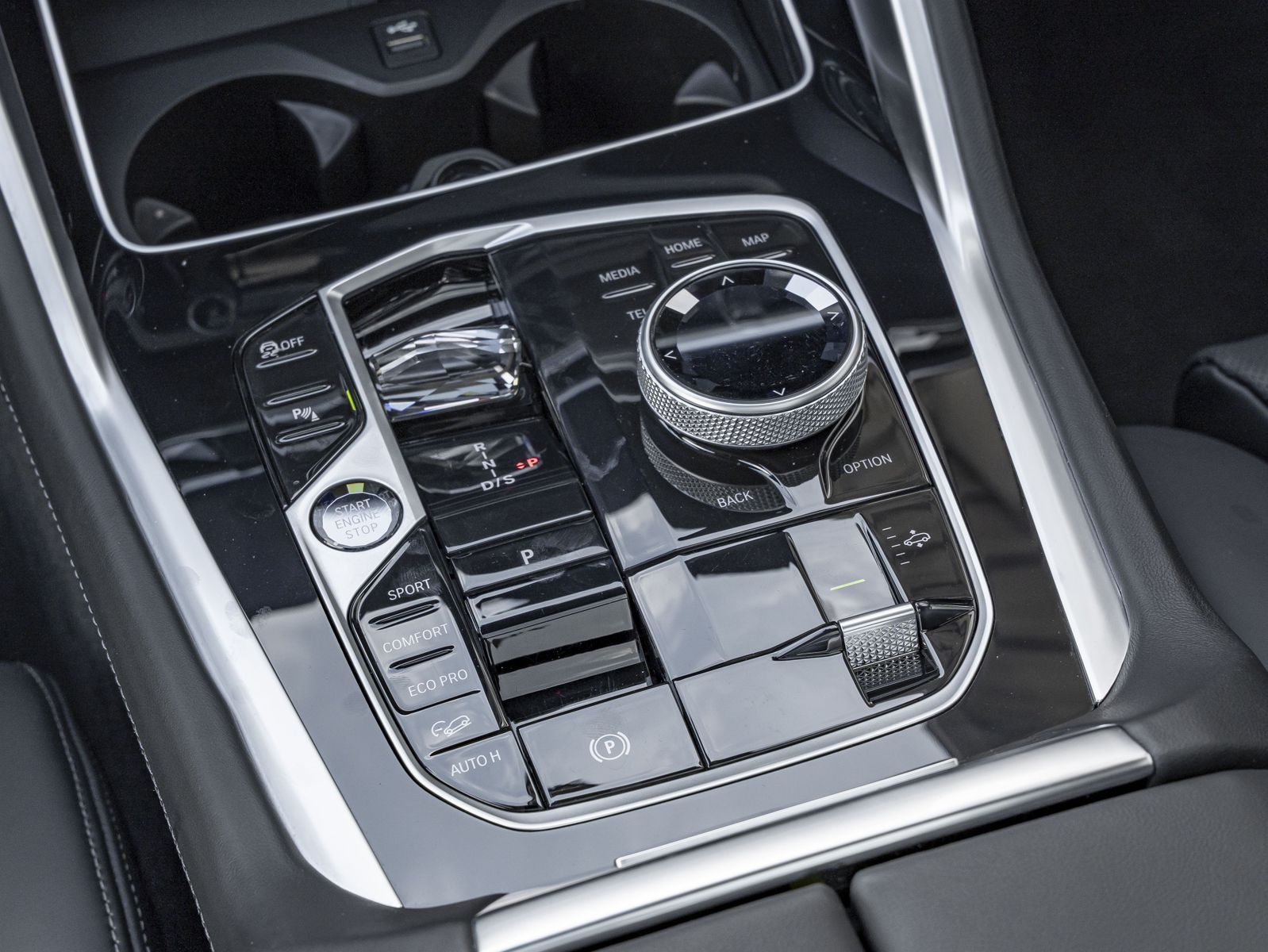 BMW X6 xDrive40i M-Sport Pro 22Z 360° AktLENK LUFTFE