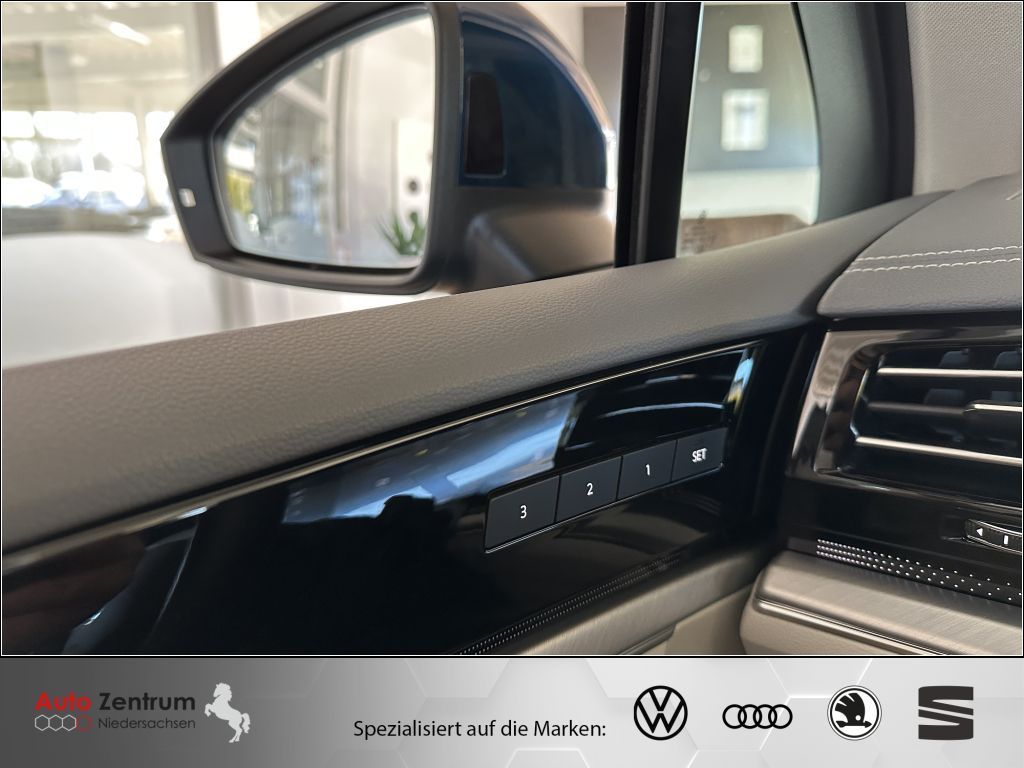 Volkswagen Touareg 3.0 V6 TDI Elegance - Samsaru's Car Outlet