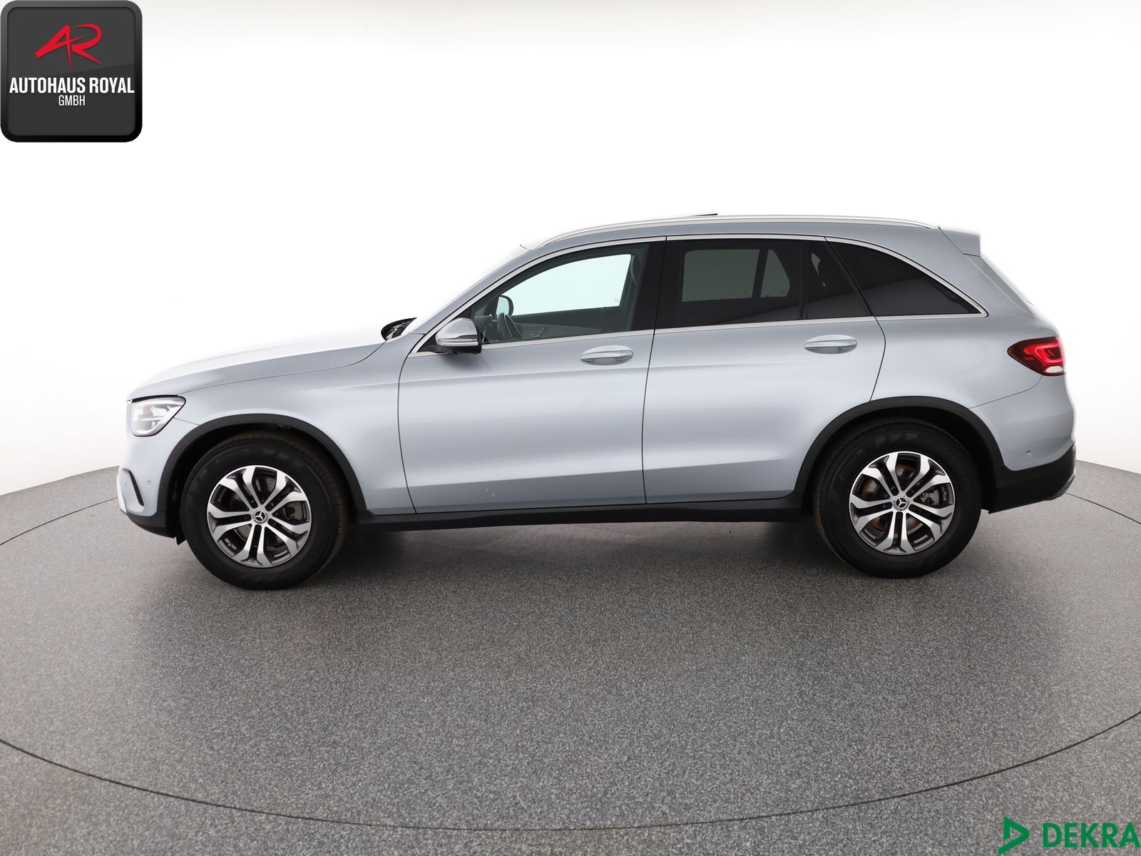 Mercedes-Benz GLC 200 d 4M HUD,360GRAD,KEYLESS,DISTRONIC,AHK