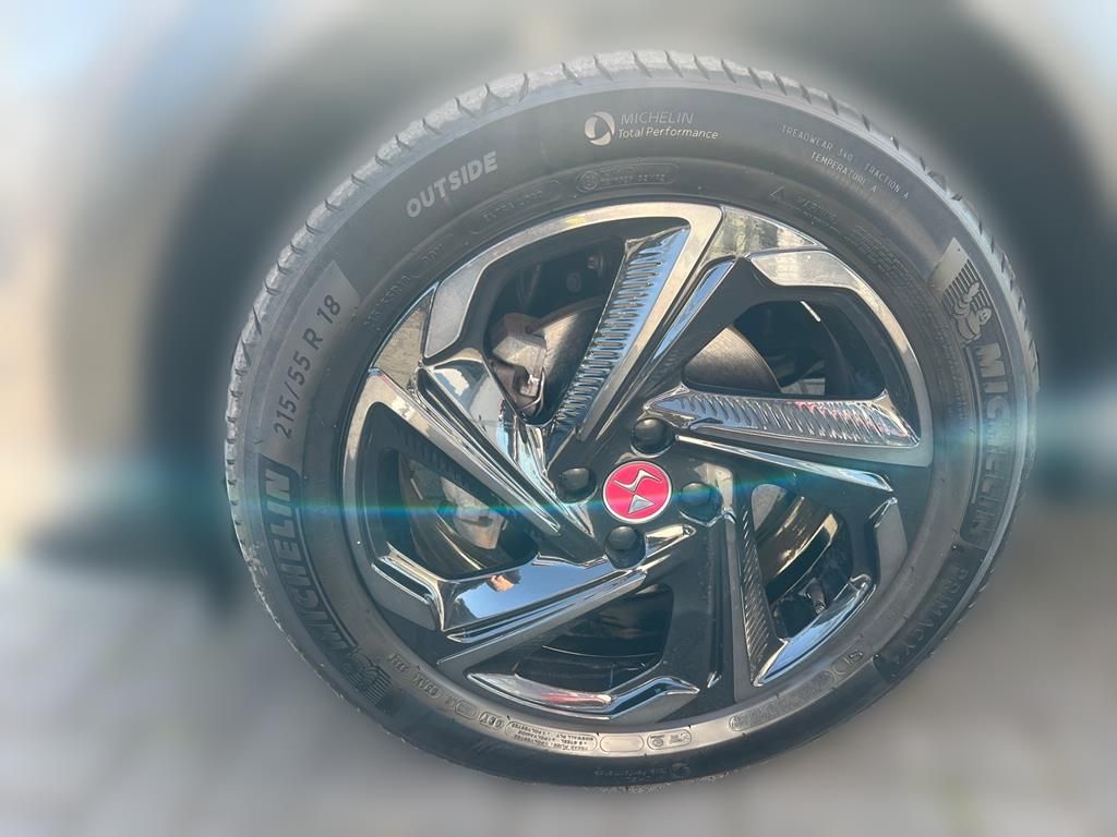 DS Automobiles DS3 Crossback E-Tense Performance Line - Samsaru's Car Outlet