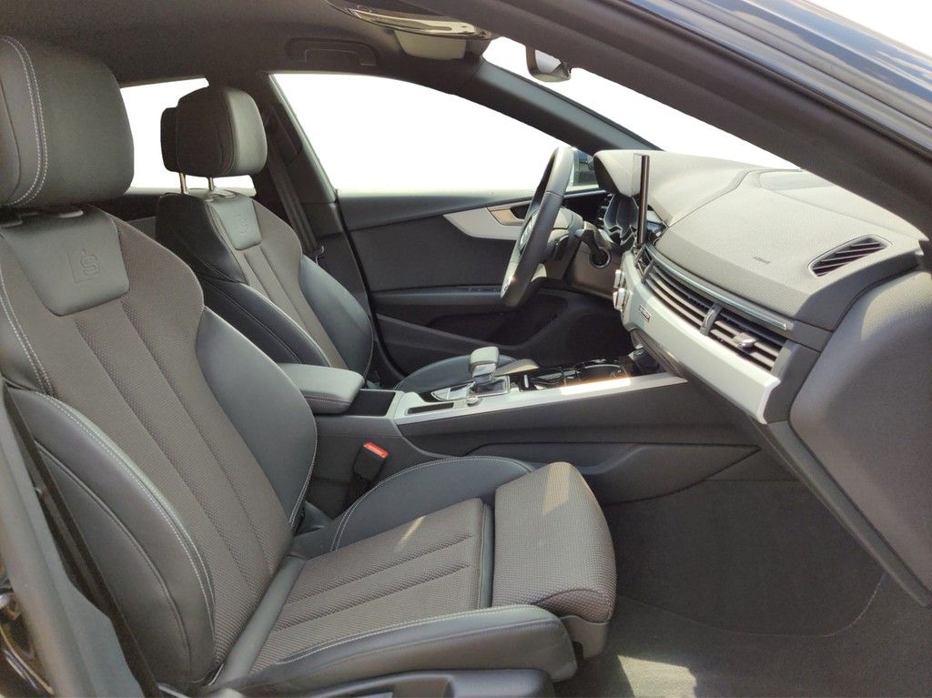 Audi A5 Sportback 40 TFSI quattro S tronic S line AHK