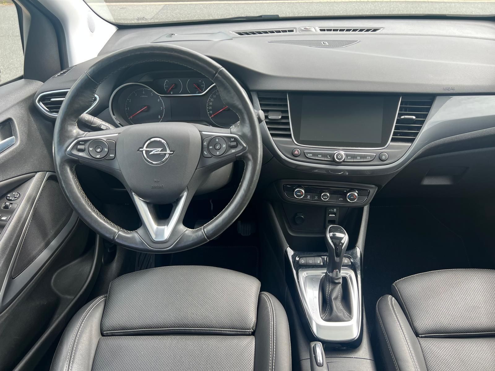 Opel Crossland 1.5 D Elegance Aut. - Samsaru's Car Outlet