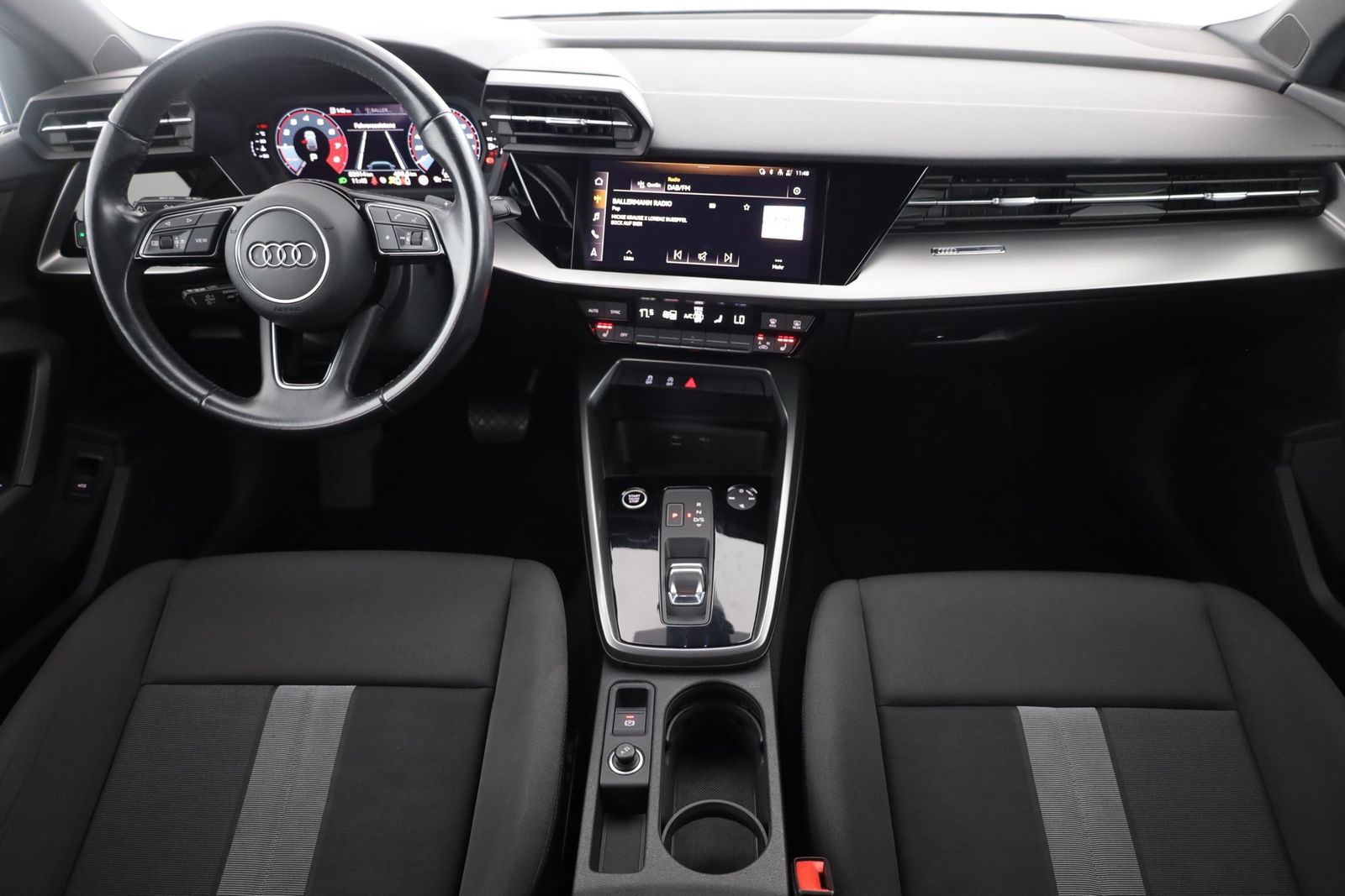 Audi A3 Sportback 35 TFSI S-Tronic - Samsaru's Car Outlet