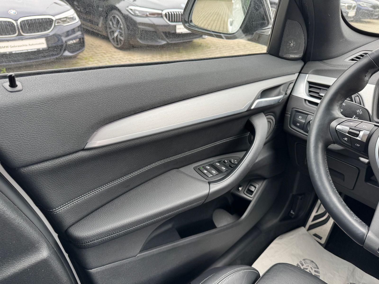 BMW X1 xDrive 25 e M Sport - Samsaru's Car Outlet