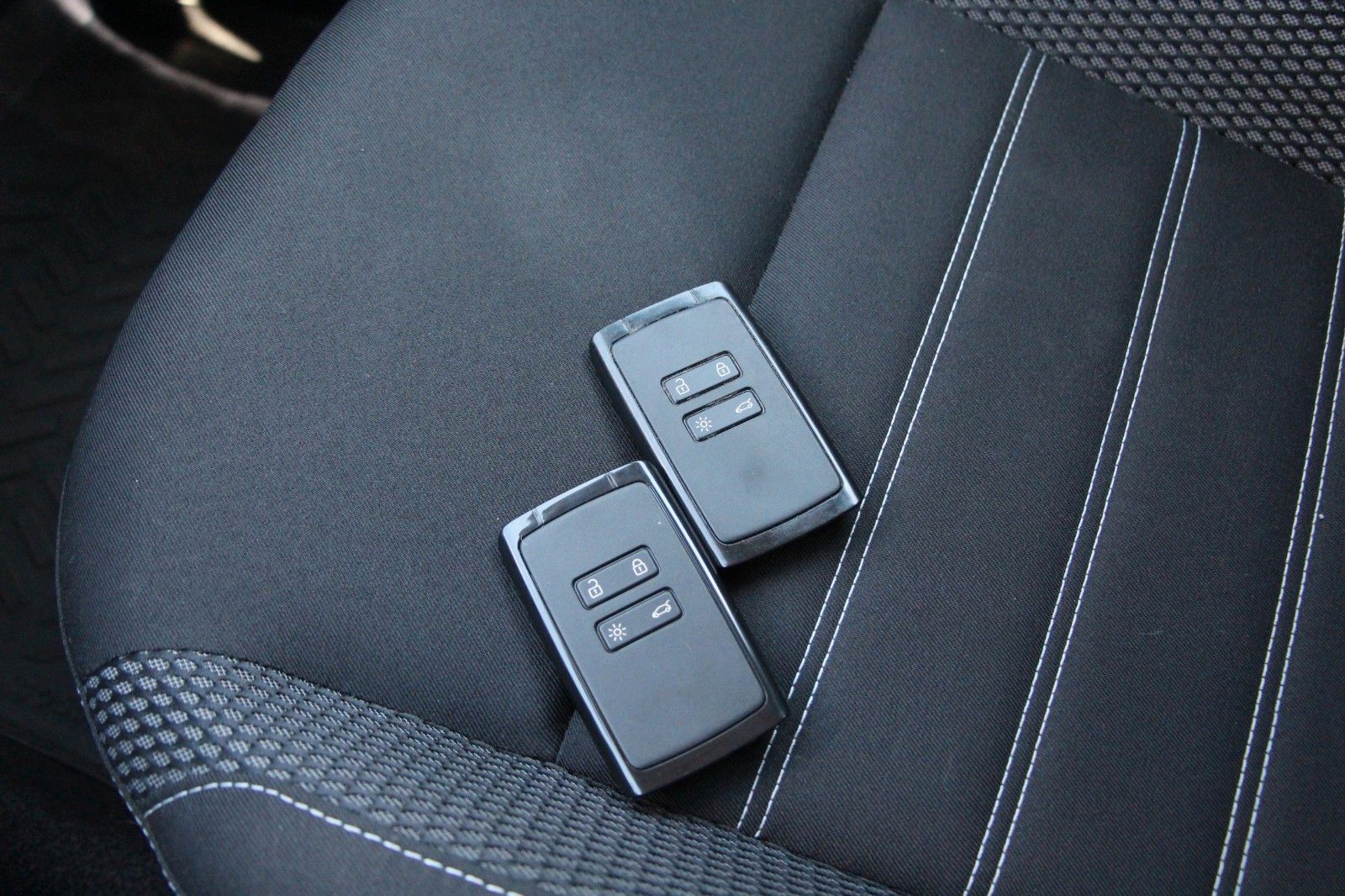 Dacia Duster TCe 150 4WD Prestige - Samsaru's Car Outlet
