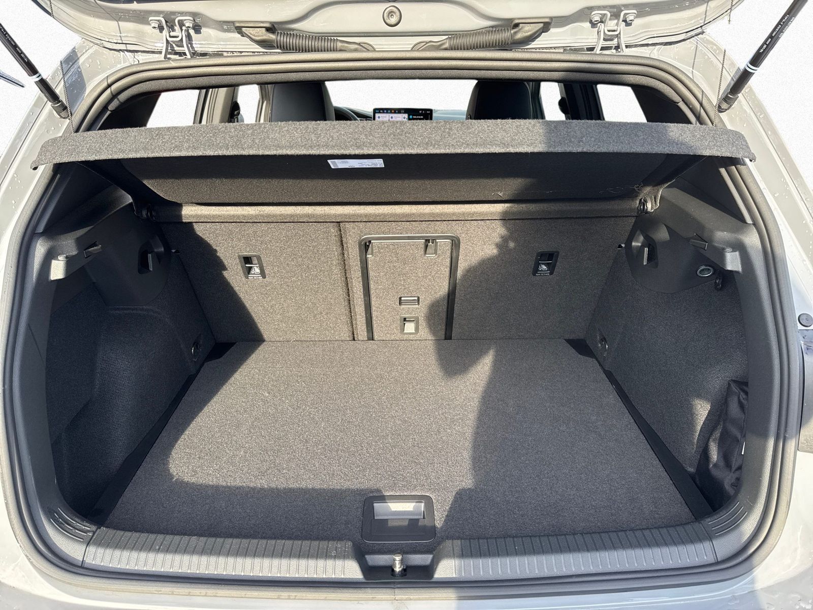 Volkswagen Golf VIII Style 1.5 eTSI 7-DSG NAVI KLIMA PDC